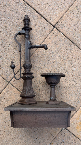 Altes wasserpumpen modell - altes,