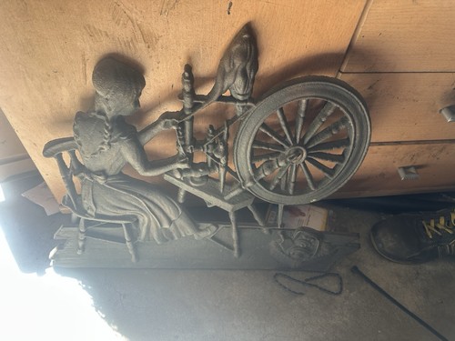Gusseisen skulptur frau - gusseisen,
