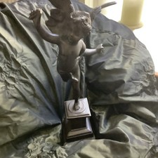 Wunderschöner Engel auf